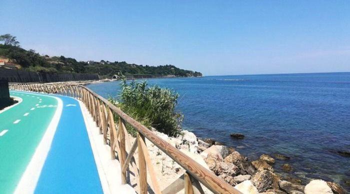 B&B La Dimora Di Tommaso Apartment - Dimora Storica Bike Friendly Ortona Exterior photo