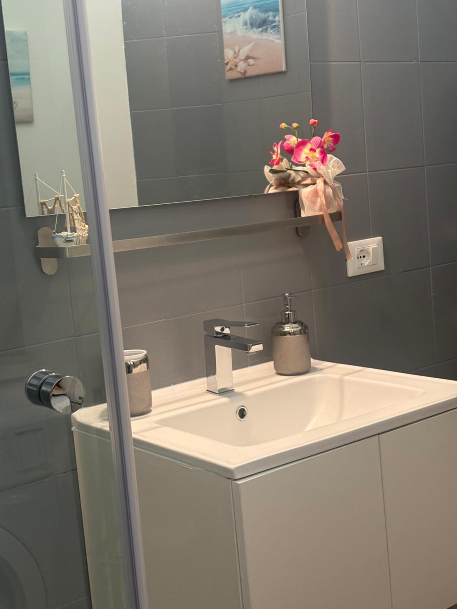 B&B La Dimora Di Tommaso Apartment - Dimora Storica Bike Friendly Ortona Exterior photo